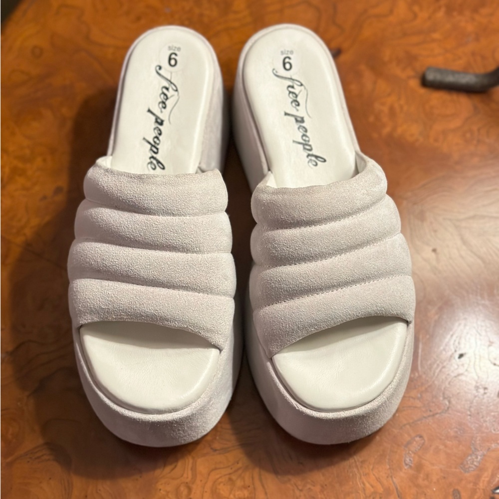 Free People™ Almost Paradise Platform Heels - size 6. worn once! color:sea salt